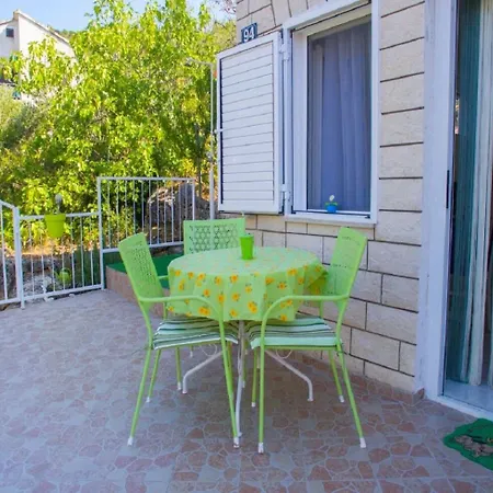 Apartment Mirjana Vis